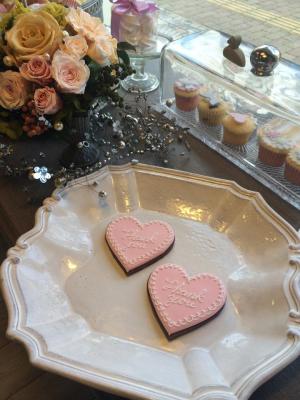 手作りスイーツギフト ブライダルギフト カップケーキと焼き菓子のお店　プティ・ビズ芦屋はバレンタイン用アイシングクッキーの新製品を発表し発売を開始