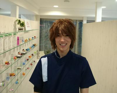日本一働くイケメン歯科医師が『デュアルタイプ』歯科医院を、 渋谷徒歩１分ヒカリエ隣のマイアミビル５階にオープン。 昼はクリーニングなど審美歯科メイン、 夜は救急夜間歯科診療に対応します
